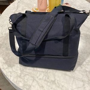 Lo & Sons Catalina Day Tote-Deep Navy